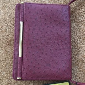 Elka convertible clutch/shoulder bag
